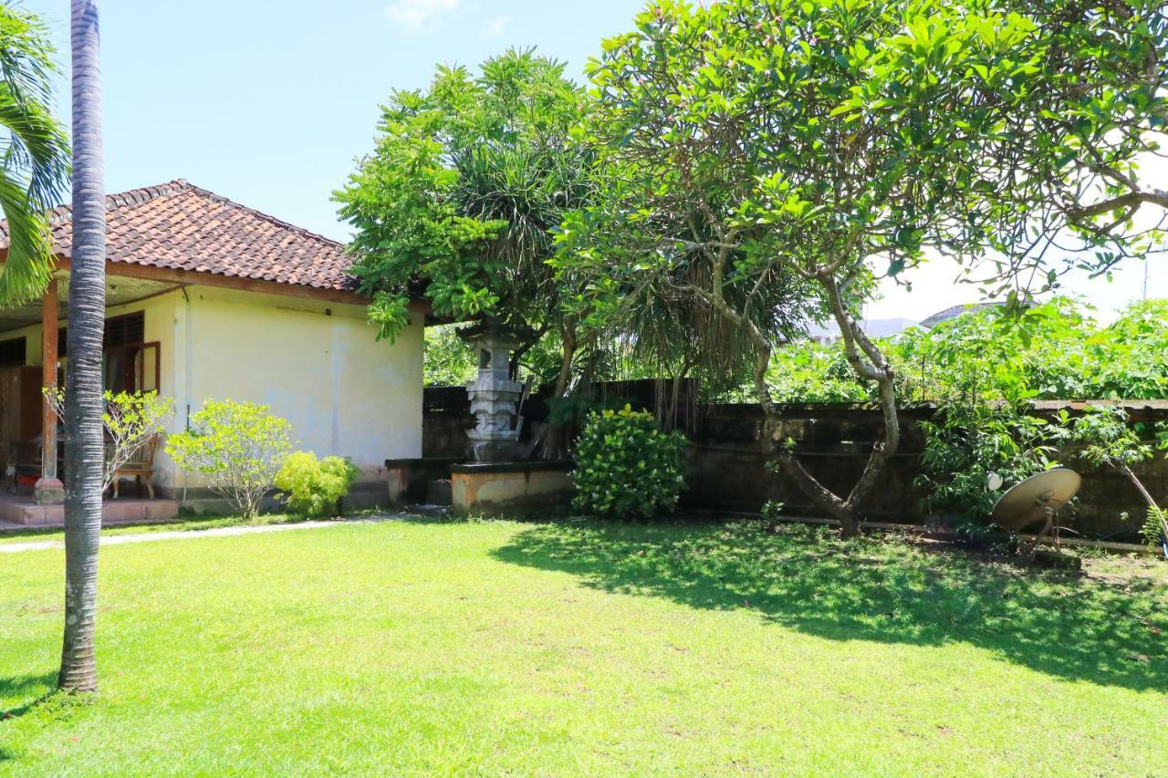 Mertha Jati Hotel Kuta Lombok Esterno foto
